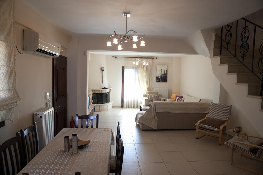 Venetiko Villas نافبكْتوس الغرفة الصورة