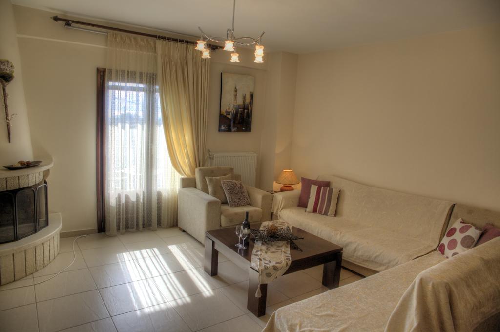 Venetiko Villas نافبكْتوس الغرفة الصورة